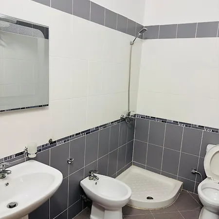 Aqualis Vlorë
